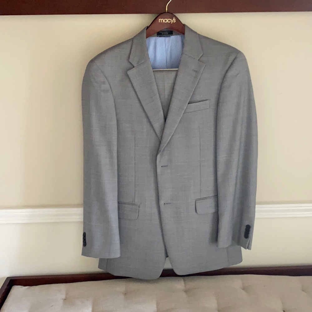 Tommy Hilfiger Grey Suit!